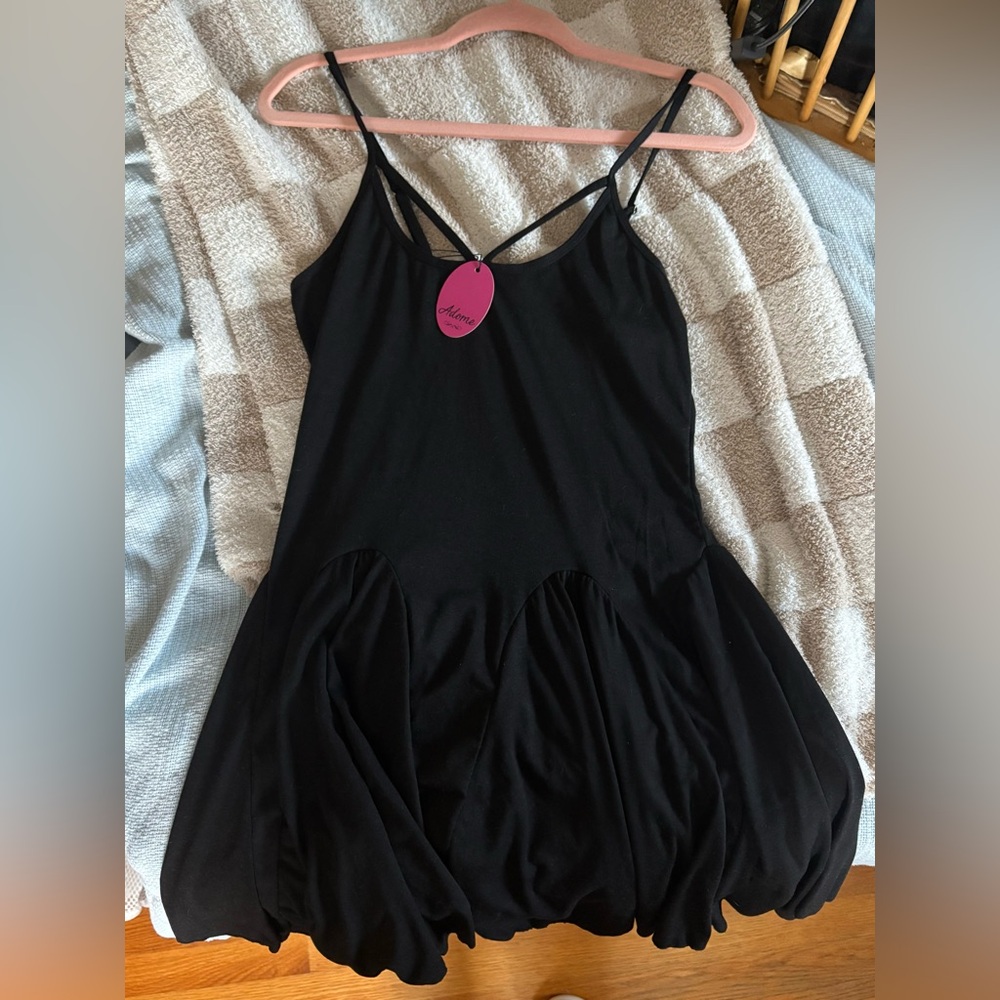 Black Dress with Straps - L Girly pretty